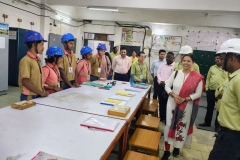 ELECTRICIAN  LAB 