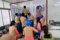 ELECTRICIAN  LAB 
